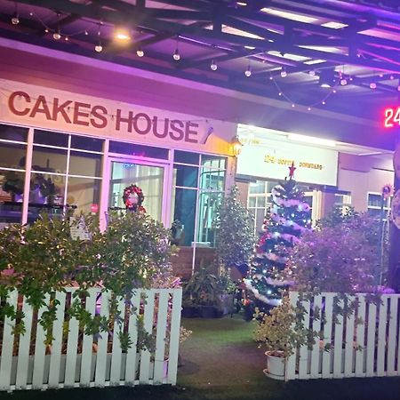 24 Hostel Donmuang Bangkok Bagian luar foto