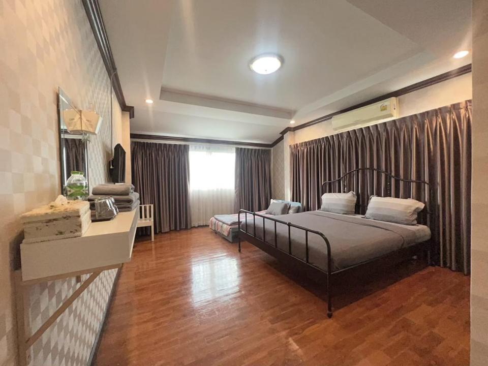 24 Hostel Donmuang Bangkok Bagian luar foto