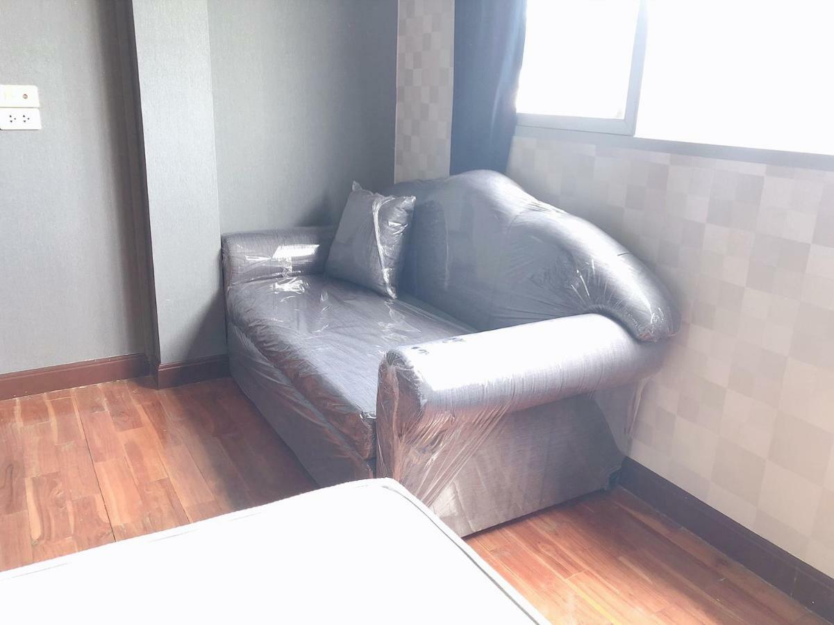24 Hostel Donmuang Bangkok Bagian luar foto